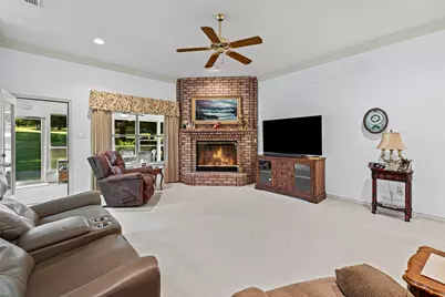 6412 Buena Vista Drive, Granbury, TX 76049 - Photo 11