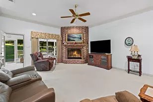 6412 Buena Vista Dr, Granbury, TX 76049 - Photo 11