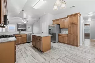 4217 Judith Way, Haltom City, TX 76137 - Photo 15