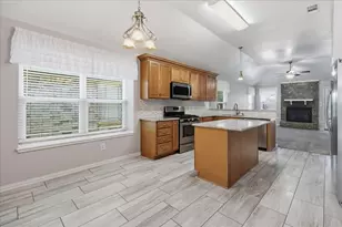 4217 Judith Way, Haltom City, TX 76137 - Photo 15