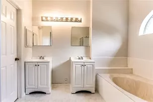 6805 Canoe Ln, Plano, TX 75023 - Photo 15