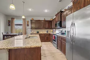 1057 Meadow Scape Dr, Fort Worth, TX 76028 - Photo 5