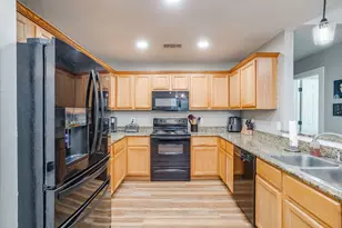 407 Grayson, Joshua, TX 76058 - Photo 9