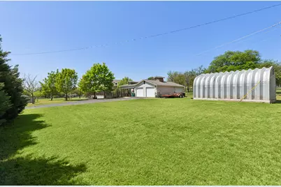 2301 Loop 567, Granbury, TX 76048 - Photo 17