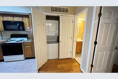 2311 Balsam Drive #H105, Arlington, TX 76006 - Photo 13