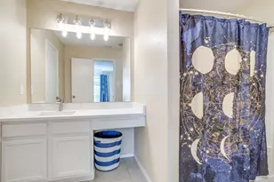 1008 Miles Ave, Burleson, TX 76028 - Photo 13