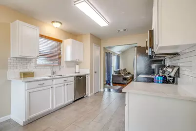 1008 Miles Avenue, Burleson, TX 76028 - Photo 7