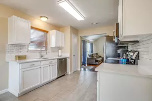 1008 Miles Ave, Burleson, TX 76028 - Photo 7