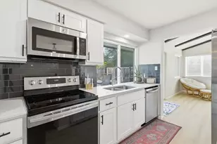 2013 Cedarwood Dr, Carrollton, TX 75007 - Photo 9