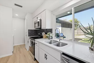 2013 Cedarwood Drive, Carrollton, TX 75007 - Photo 11