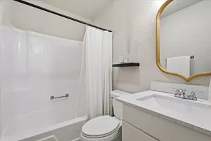 2013 Cedarwood Dr, Carrollton, TX 75007 - Photo 23