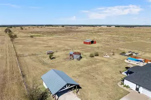 924 Patton Rd, Valley Mills, TX 76689 - Photo 33