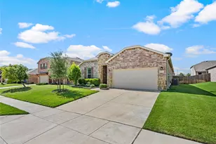 537 Running Water Trail, Fort Worth, TX 76131 - Photo 3