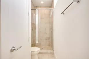 1205 Hyde Ct, Dallas, TX 75215 - Photo 31