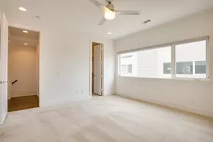 1205 Hyde Ct, Dallas, TX 75215 - Photo 23