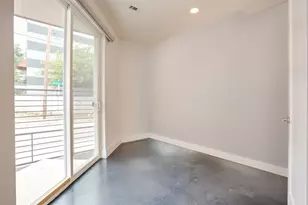 1205 Hyde Ct, Dallas, TX 75215 - Photo 33