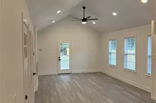 719 E Commerce Ave, Cooper, TX 75432 - Photo 5