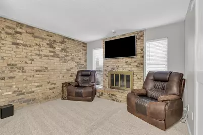 2106 Westkendal Lane, Arlington, TX 76015 - Photo 5