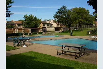 2106 Westkendal Lane, Arlington, TX 76015 - Photo 39