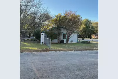 1401 W Ball Street, Weatherford, TX 76086 - Photo 5