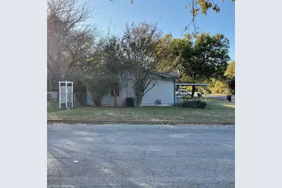 1401 W Ball Street, Weatherford, TX 76086 - Photo 3
