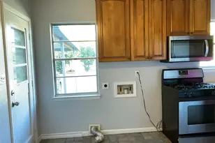 1401 W Ball St, Weatherford, TX 76086 - Photo 15