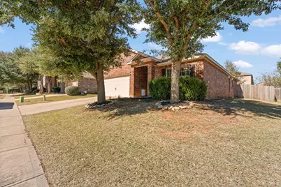 416 Waterline Drive, Crowley, TX 76036 - Photo 33
