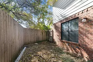 716 W Mulberry St, Denton, TX 76201 - Photo 17