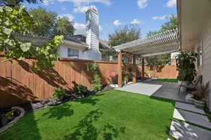 700 Summer Moon Ct, Irving, TX 75063 - Photo 35