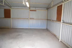 820 Walnut St, Ranger, TX 76470 - Photo 21