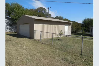 820 Walnut Street, Ranger, TX 76470 - Photo 19