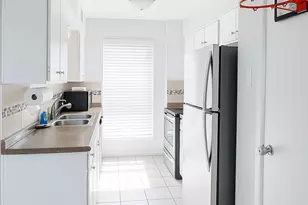 2214 Statler Dr, Carrollton, TX 75007 - Photo 3