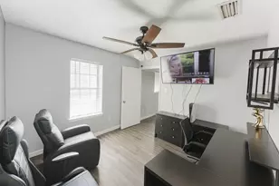 2214 Statler Dr, Carrollton, TX 75007 - Photo 19