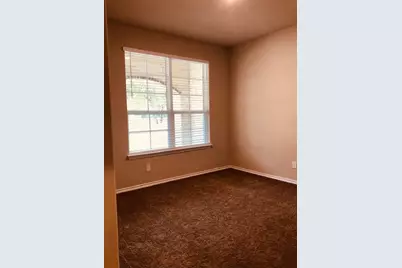 3104 Gillespie Street, Greenville, TX 75401 - Photo 5