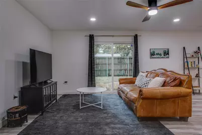 2212 Kevin Court, Irving, TX 75060 - Photo 29