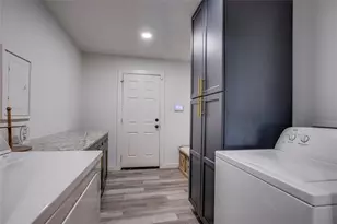 2212 Kevin Ct, Irving, TX 75060 - Photo 15