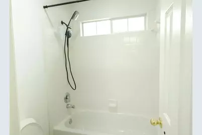 408 Misty Lane, Lewisville, TX 75067 - Photo 9