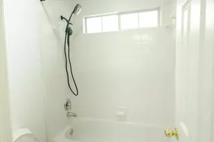 408 Misty Ln, Lewisville, TX 75067 - Photo 9