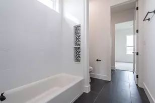 536 Helena Dr, Granbury, TX 76048 - Photo 29