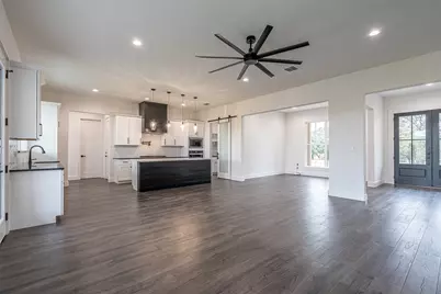 536 Helena Drive, Granbury, TX 76048 - Photo 11