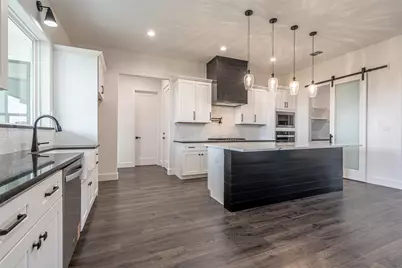 536 Helena Drive, Granbury, TX 76048 - Photo 13