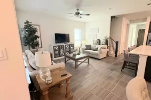 1207 Birds Fort Trail, Arlington, TX 76005 - Photo 3