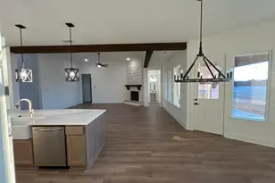 810 Valley Ridge Rd, Van Alstyne, TX 75495 - Photo 11