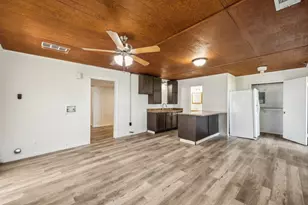 9242 Green Springs Cir, Sanger, TX 76266 - Photo 5