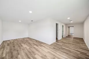 9242 Green Springs Cir, Sanger, TX 76266 - Photo 9