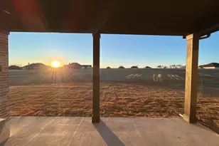 808 Valley Ridge Rd, Van Alstyne, TX 75495 - Photo 13