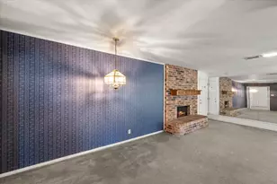 1812 Hilltop Ln, Pantego, TX 76013 - Photo 15