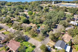 5601 Woodcastle St, Waco, TX 76710 - Photo 33