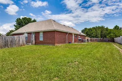 1008 Treys Court, Sanger, TX 76266 - Photo 19