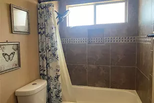 1230 Donegal Ln, Garland, TX 75044 - Photo 27